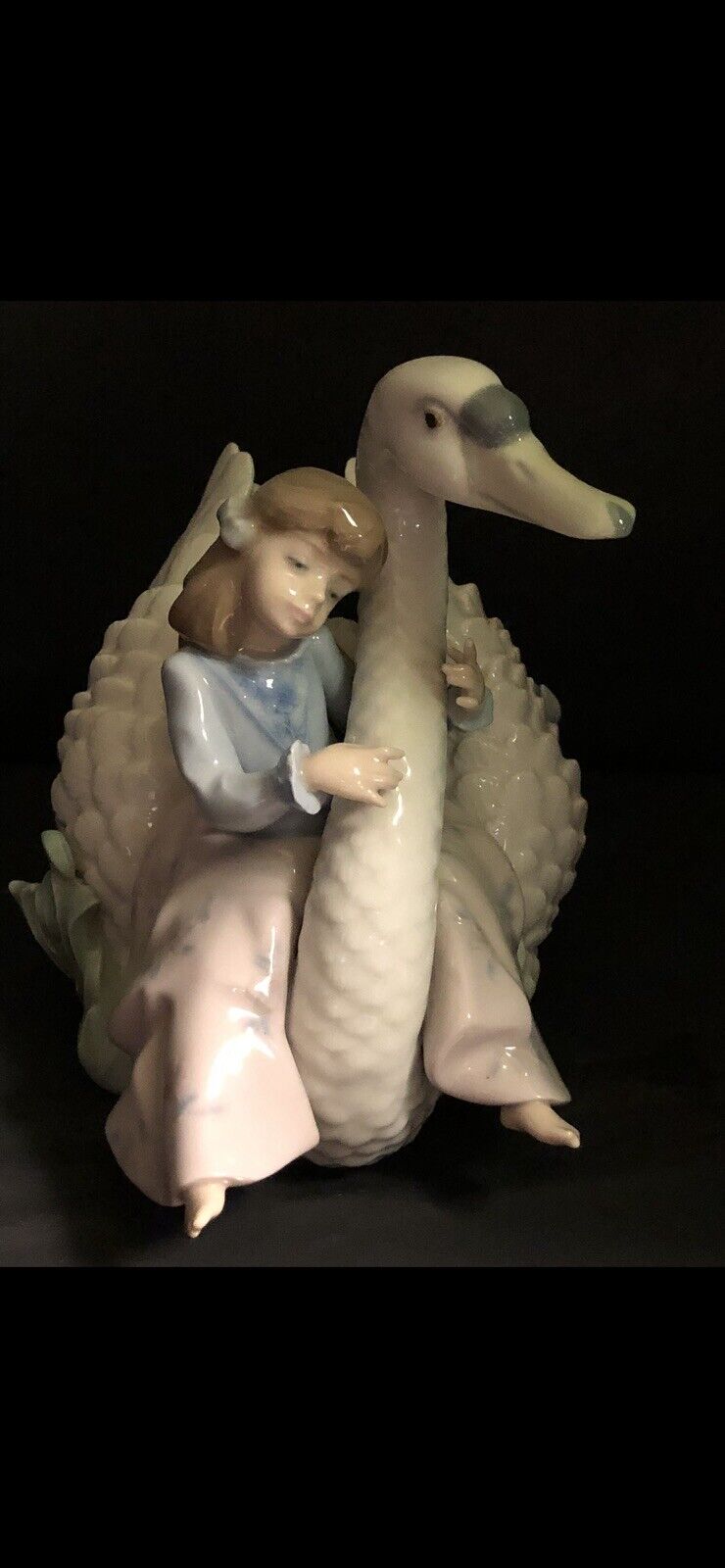 Lladro 5704 Girl on Swan Gorgeous Piece Mint Condition No Box Retired