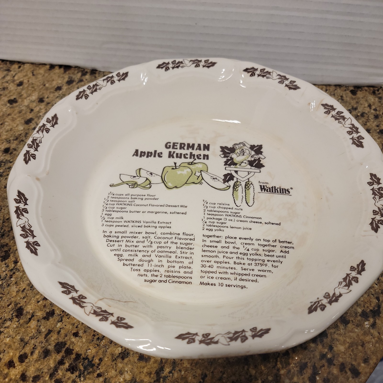 Vintage Watkins Pie Plate Ceramic German Apple Kuchen Recipe 1983 10 1/2” Dish