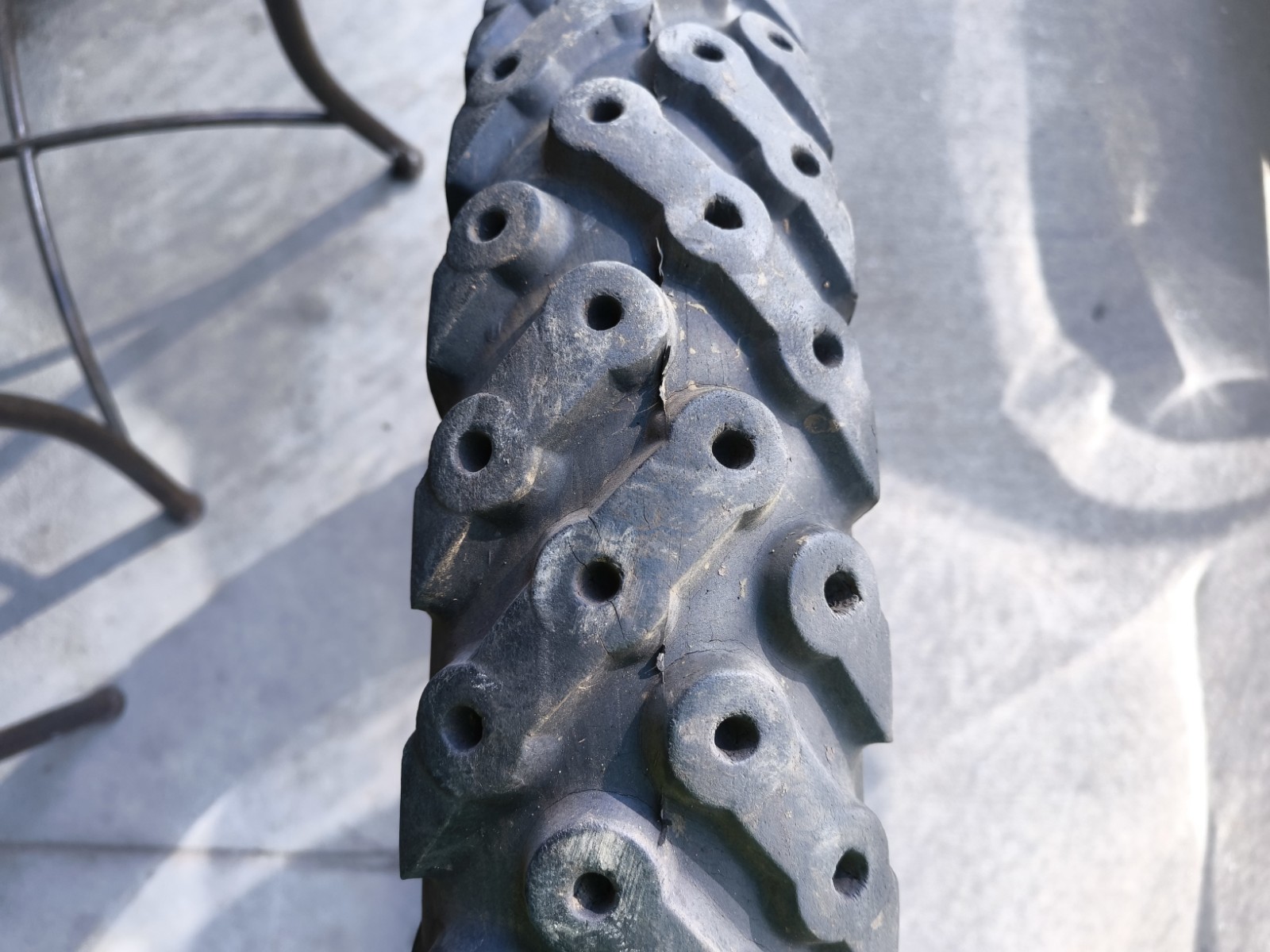 Vintage 1941-1945 Pennsylvania Vacuum Cup Tire 5.25/5.50-18 Pre-War Antique Vintage 1941-1945 Pennsylvania Vacuum Cup Tire 5.25/5.50-18 Pre-War Antique