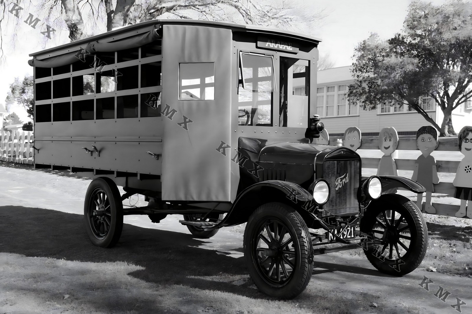 1900\'s School Bus 4x6 photo