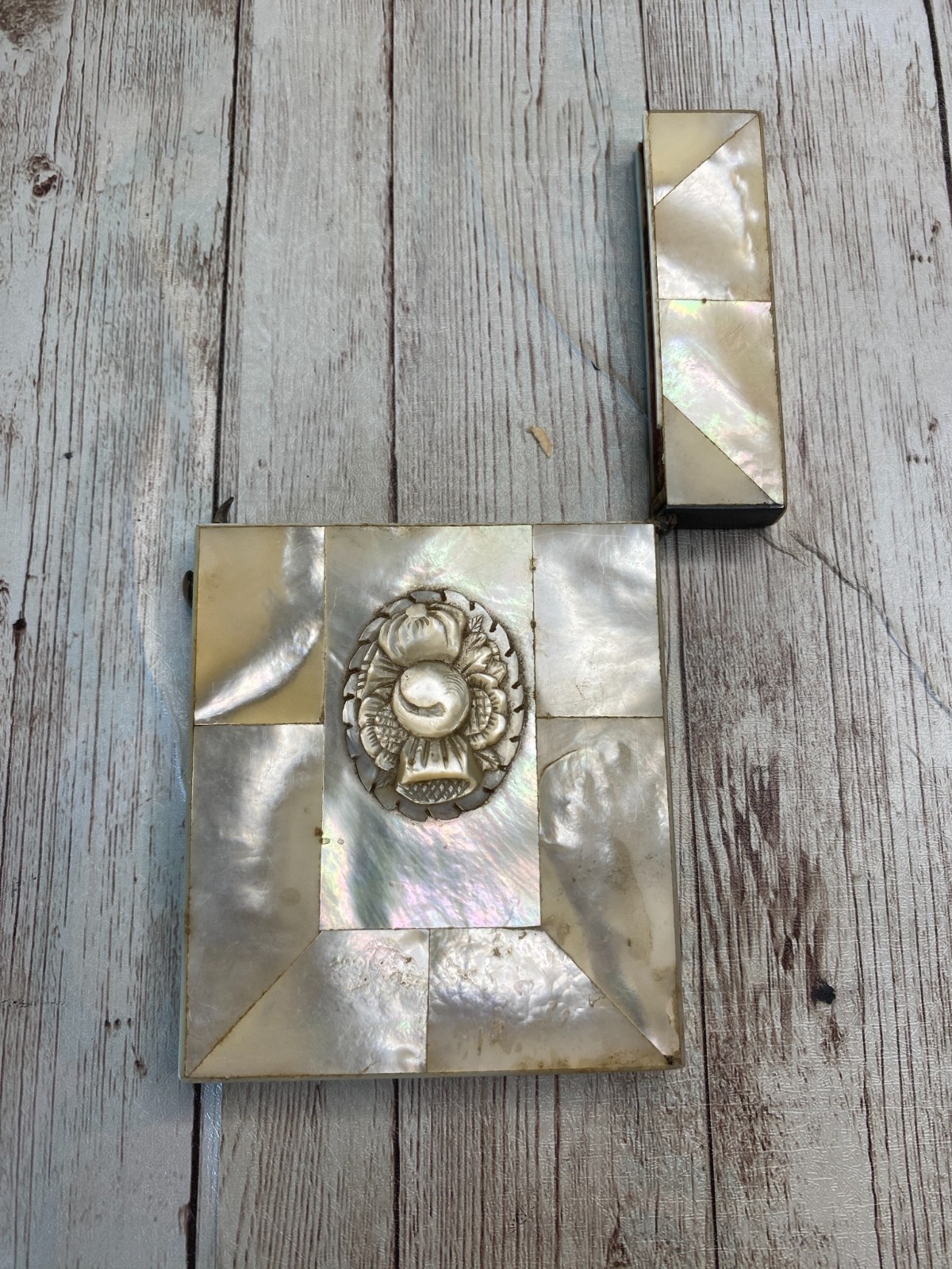 Mother of Pearl Calling Card Case Carved Floral Victorian Visiting Holder