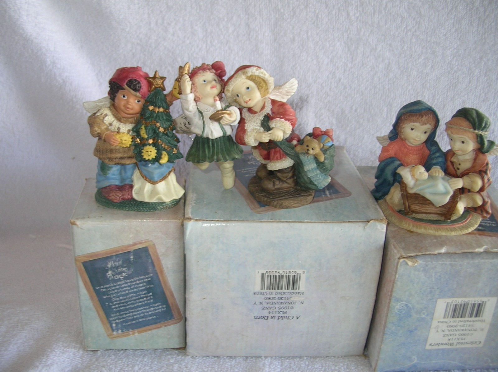 Beautiful Vintage Figurine By Ganz 1995 Perfect Little Place 4 FIGS. B/N/I/BOXES
