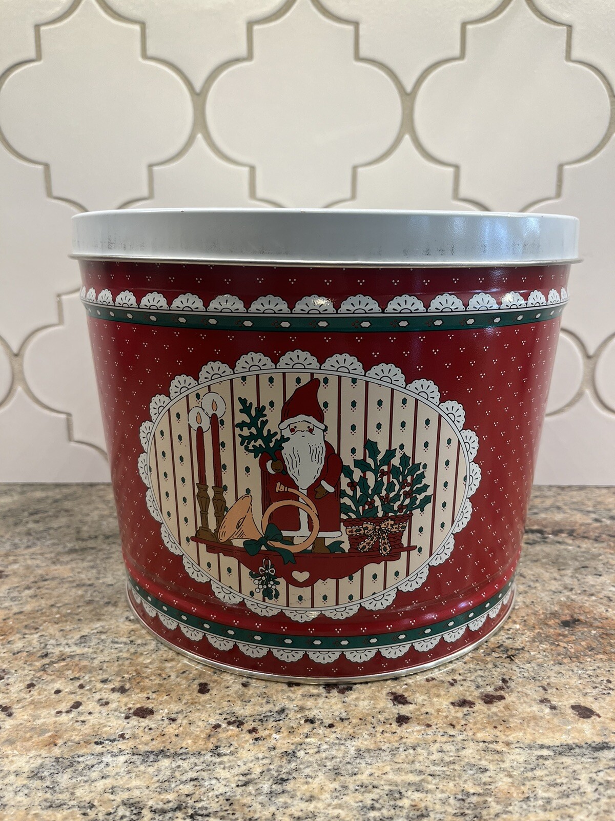 VINTAGE OLD CHRISTMAS Santa LARGE TIN CAN BERTELS CAN CO. htf