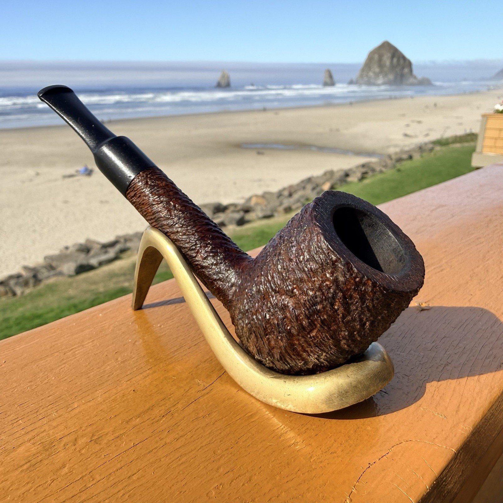 Vintage FINELY BLASTED LOVAT ALGERIAN Briar FRANCE 70s Tobac Village Estate Pipe