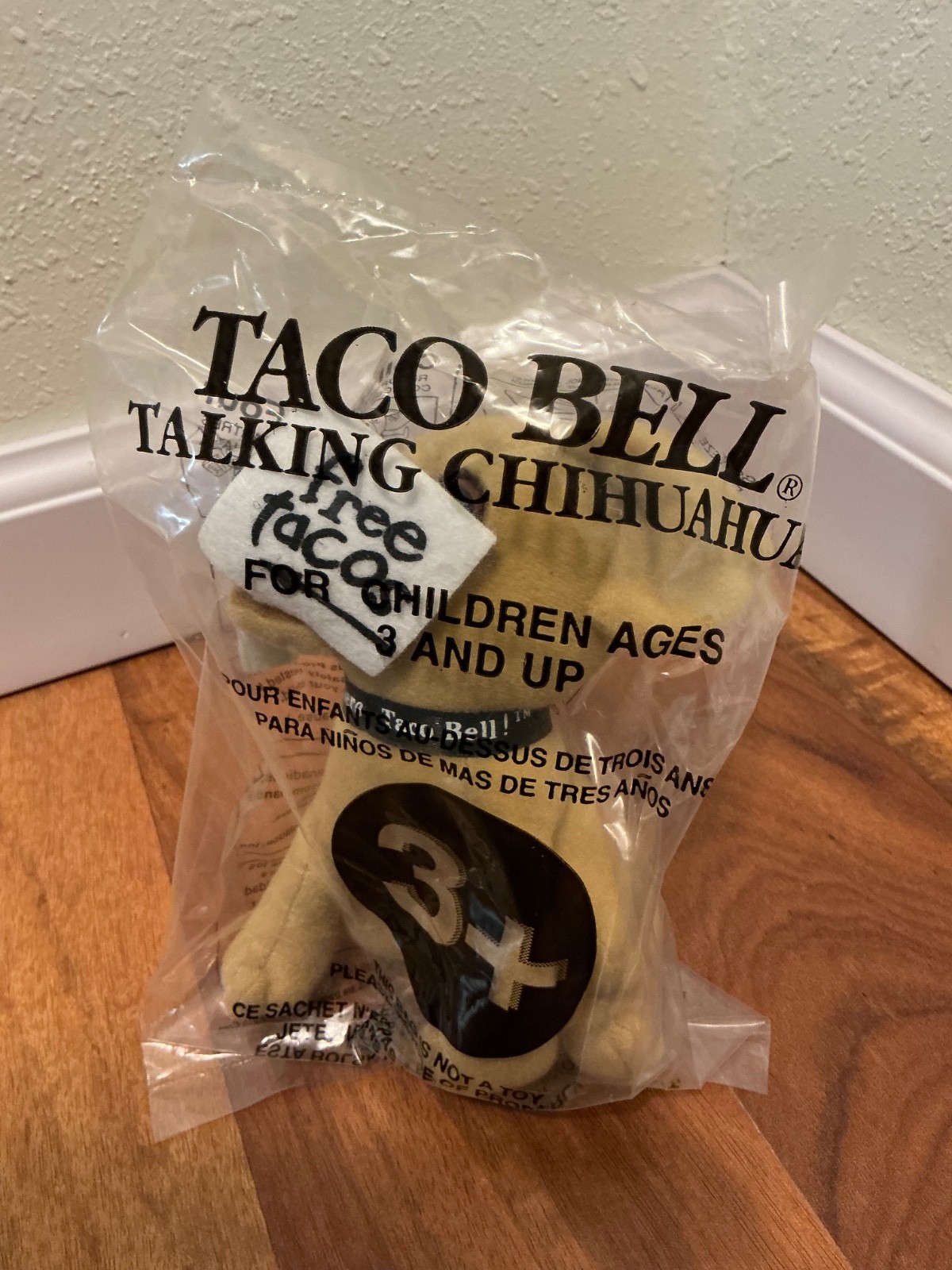 Rare 1997 Taco Bell Talking Chihuahua 6\