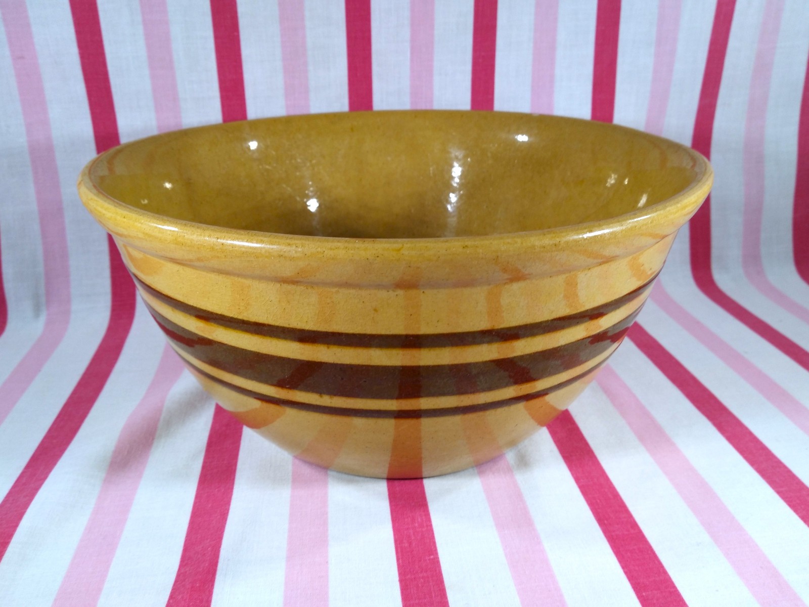 Wonderful Large Vintage Yellow Ware Pottery Bowl with 3 Brown Banded Design 10”