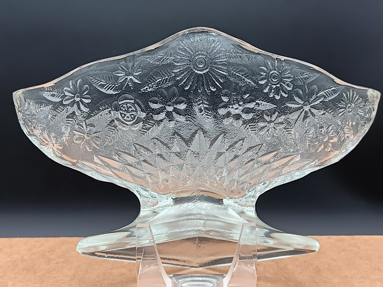 CANDY DISH PEDESTAL CLEAR INDIANA GLASS DIAMOND RUFFLE FLORAL COMPOTE Vintage 