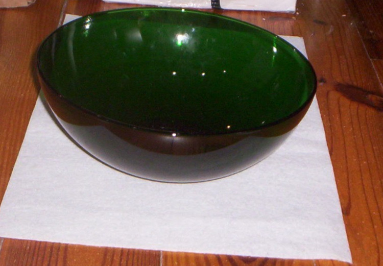 Forest Green Glass Serving Bowl 10\