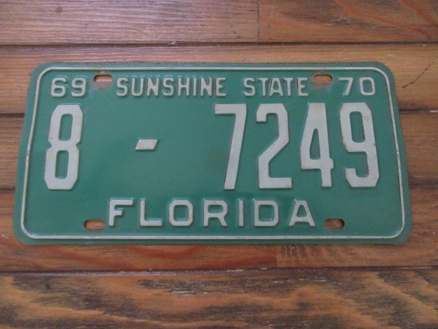 1969-70 Florida license plate, Volusia County, passenger, YOM 1969-70 Florida license plate, Volusia County, passenger, YOM