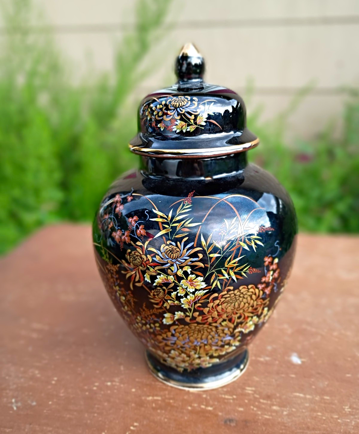 Imperial Japan Kiku Lidded Vase/Jar Japanese Black Floral Gilt