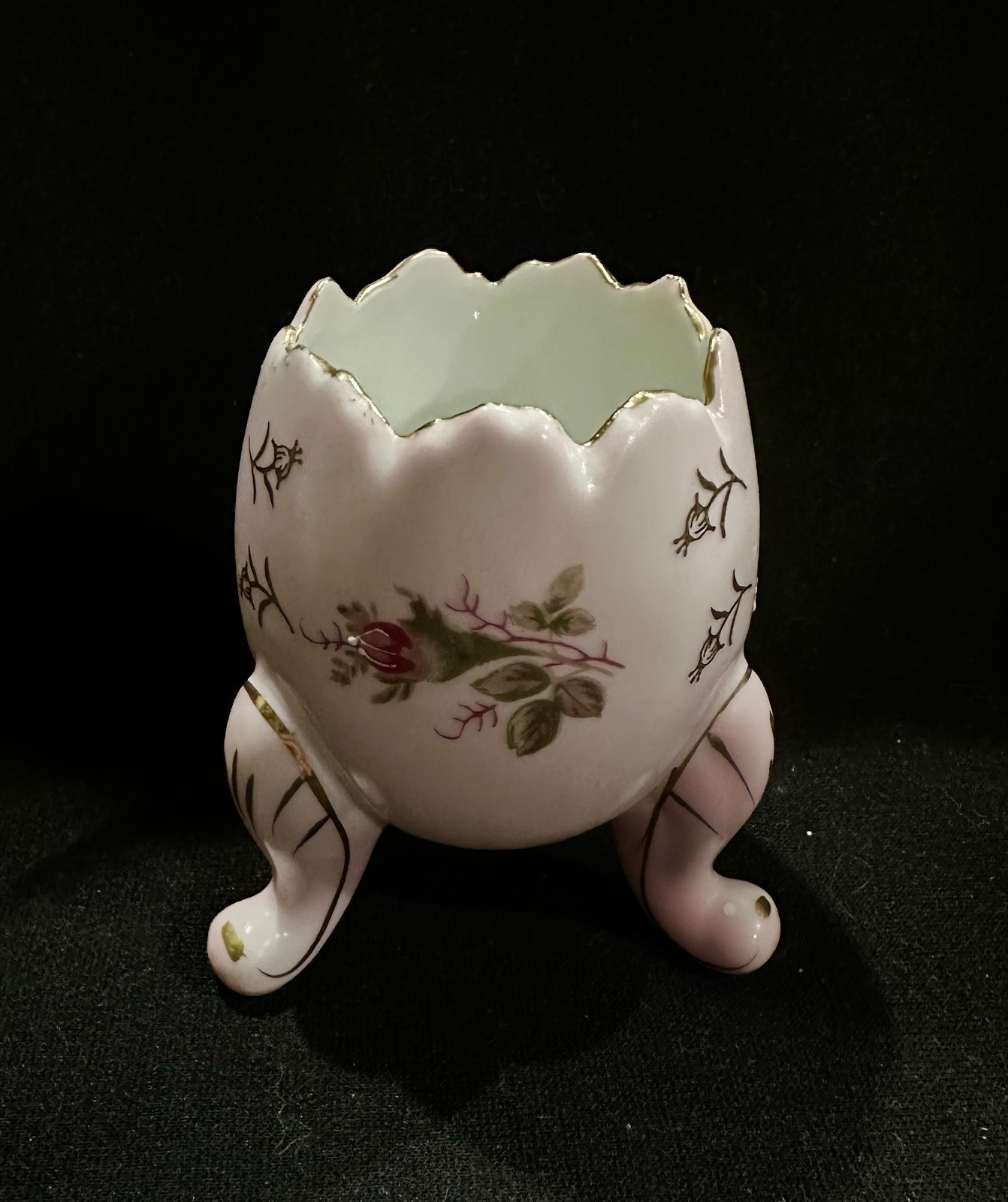 NAPCOWARE Footed Cracked Egg Vase Porcelain Pink Lite Roses #C3199/S Easter