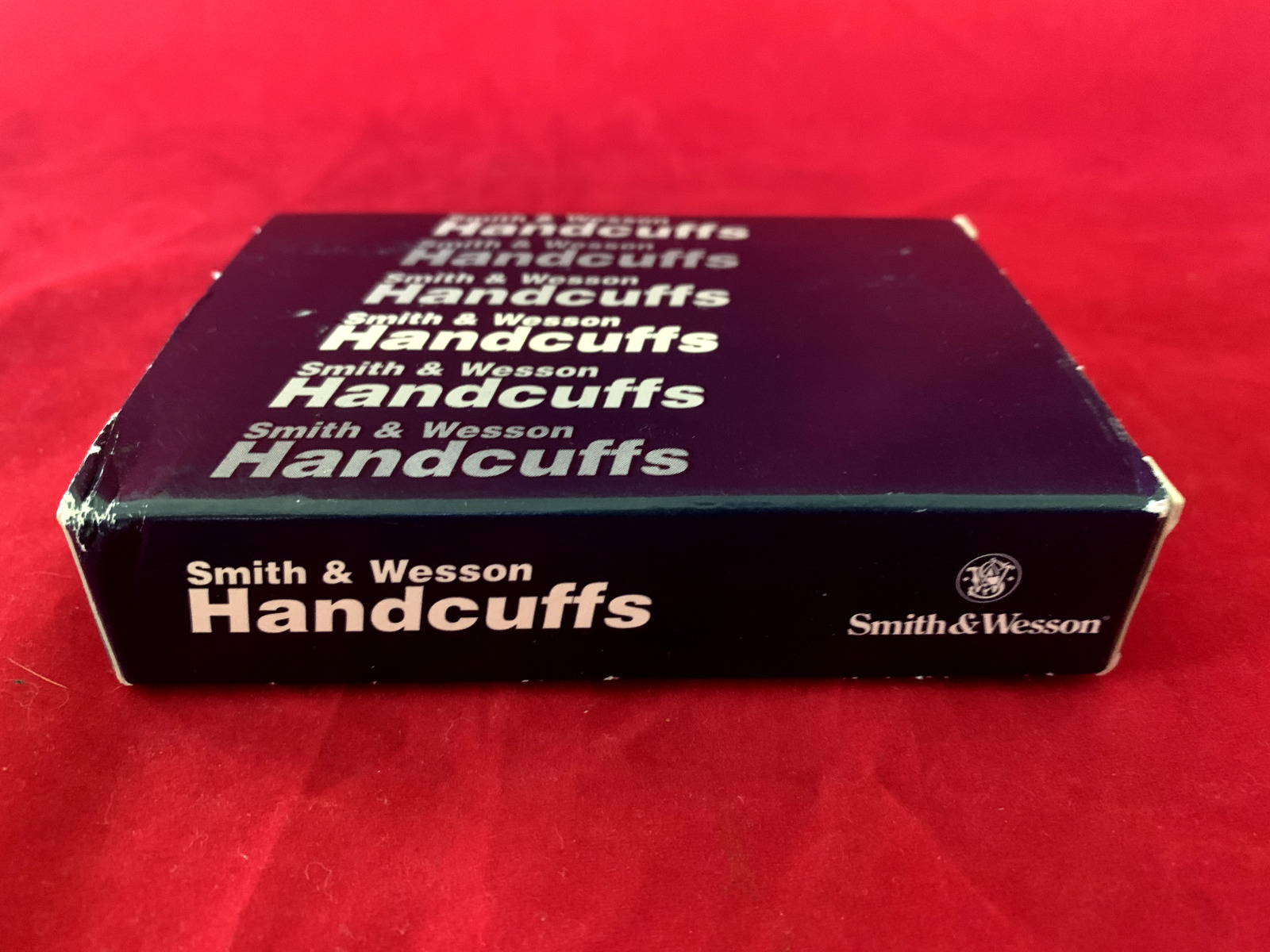 New Smith And Wesson Handcuffs Model 104 (16H)