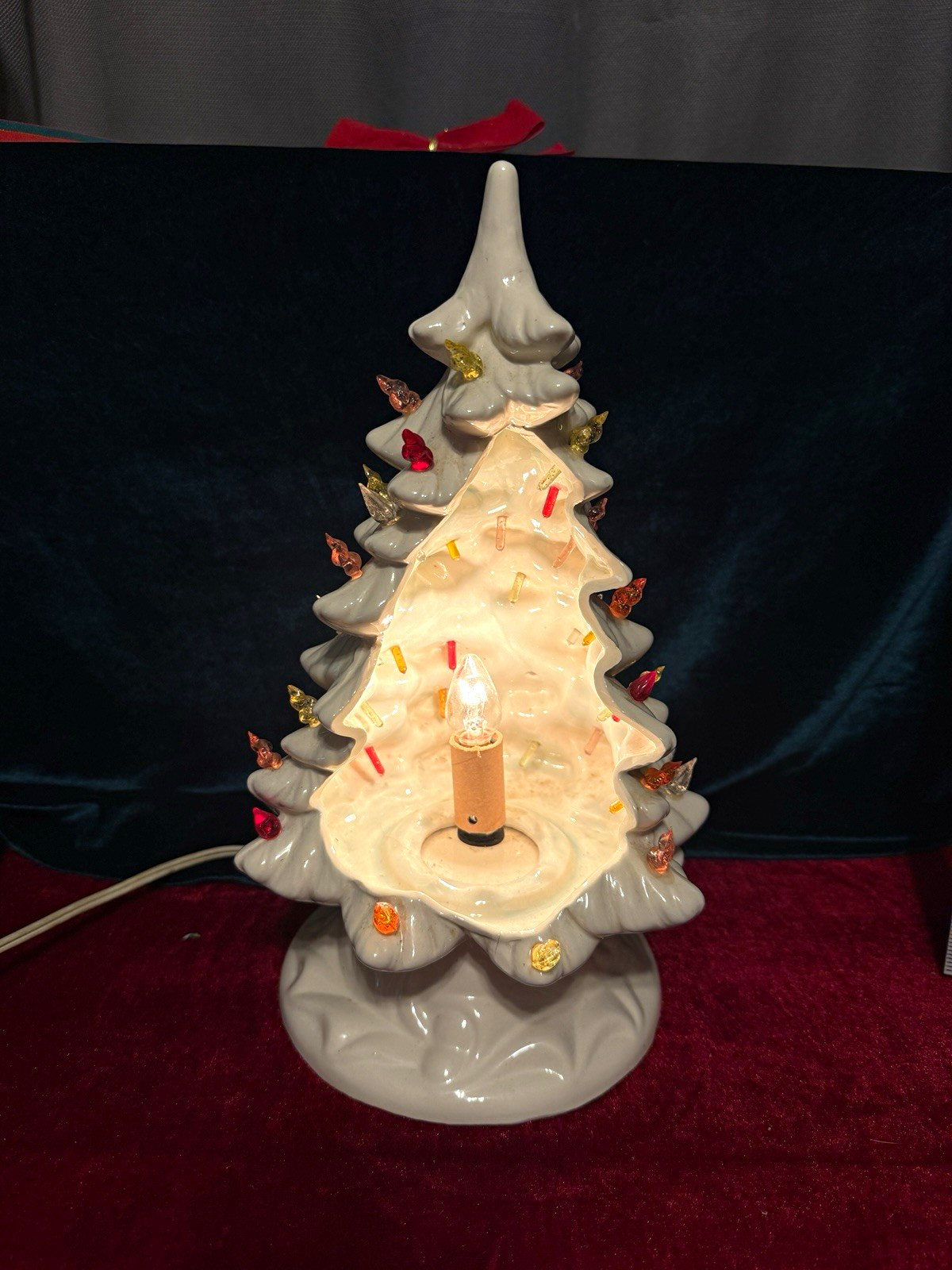 Rare, Vintage Ceramic Lighted Diorama Tree, 12 in *Read*