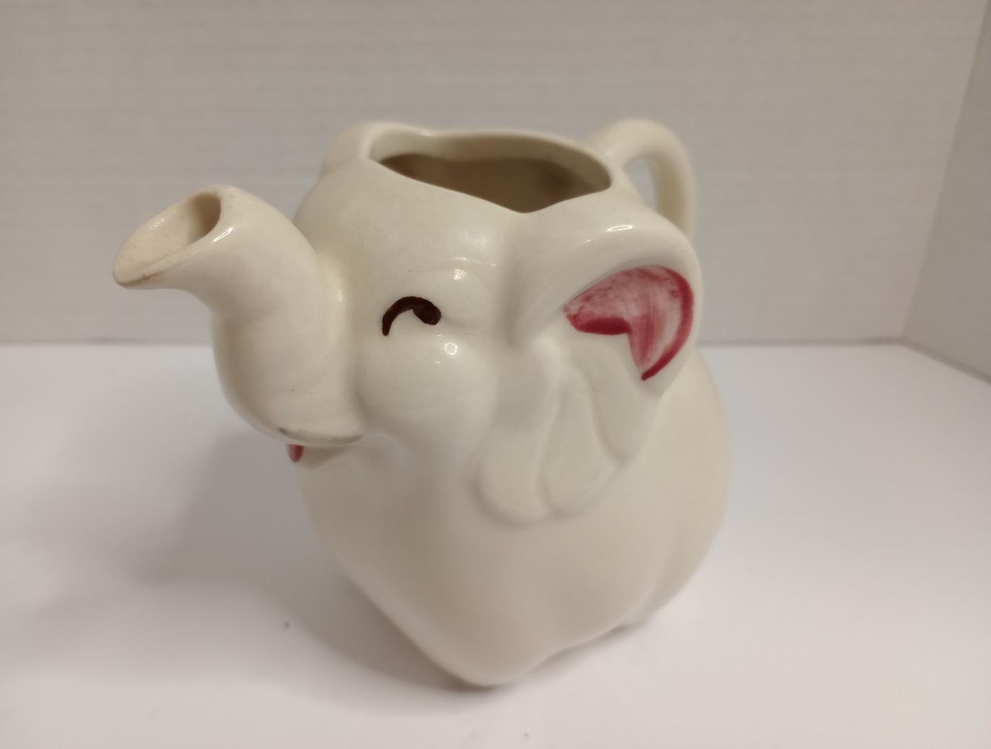 Vintage Elephant Ceramic Creamer Pitcher possibly Shawnee 4.5\