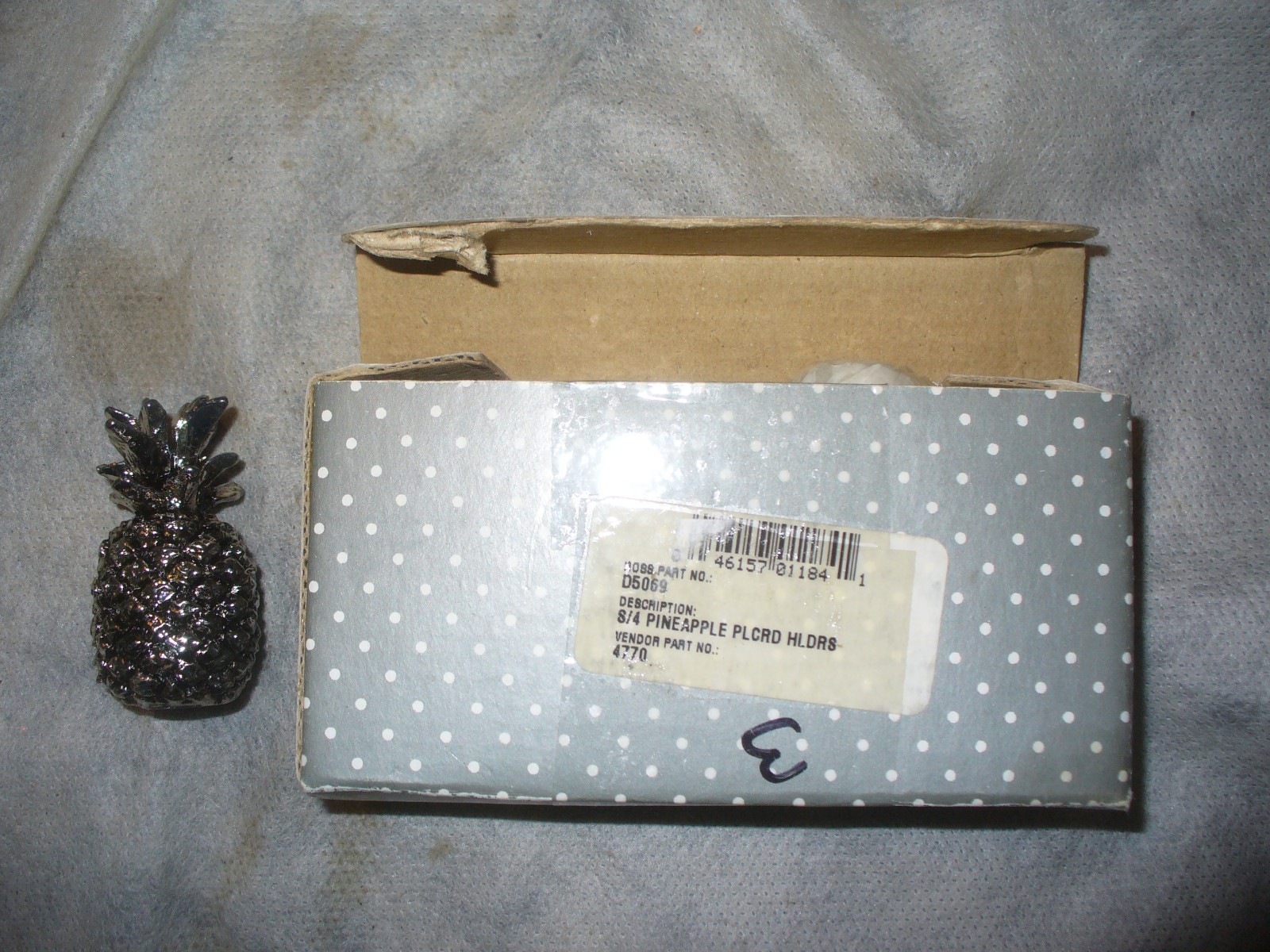 4 Vintage Pineapple Placard Holders 