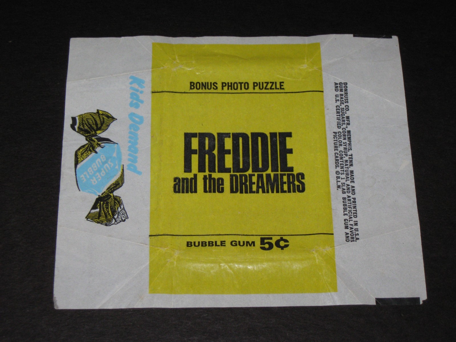1965  Donruss  FREDDIE AND THE DREAMERS  Trading Card  ( 1 ) Wax Wrapper