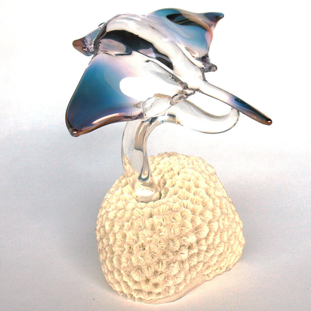 Manta Ray Figurine of Hand Blown Glass 24K Gold Coral