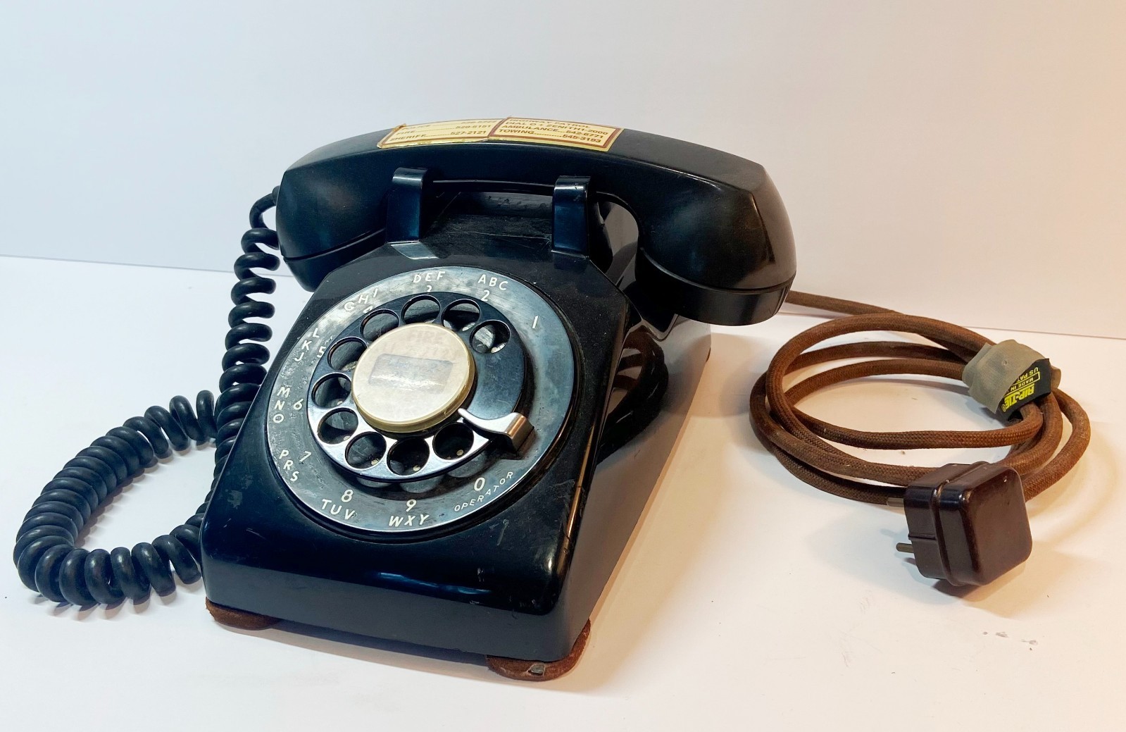 VINTAGE 1950'S WESTERN ELECTRIC MODEL 500 ROTARY DIAL DESK PHONE