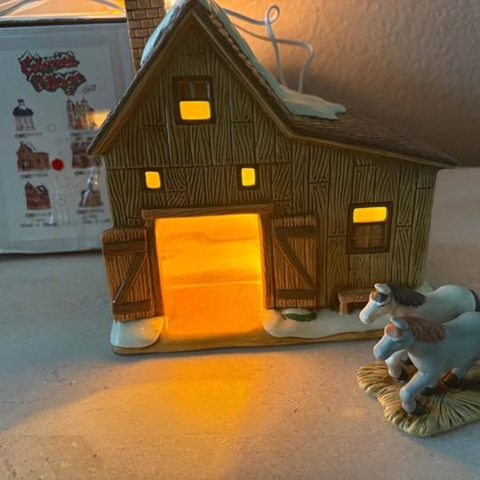 vintage Colonial Village Stearn's Stable by Geo. Z. Lefton 1991 (u15)