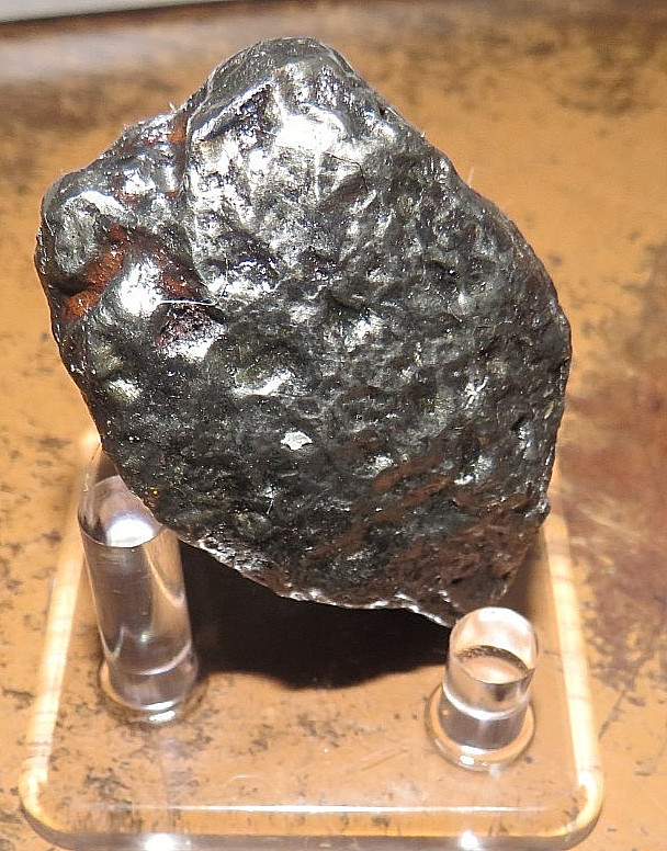 LG 192 GM  CAMPO DEL CIELO METEORITE  A  GRADE .42 LBS STAND CLEANED