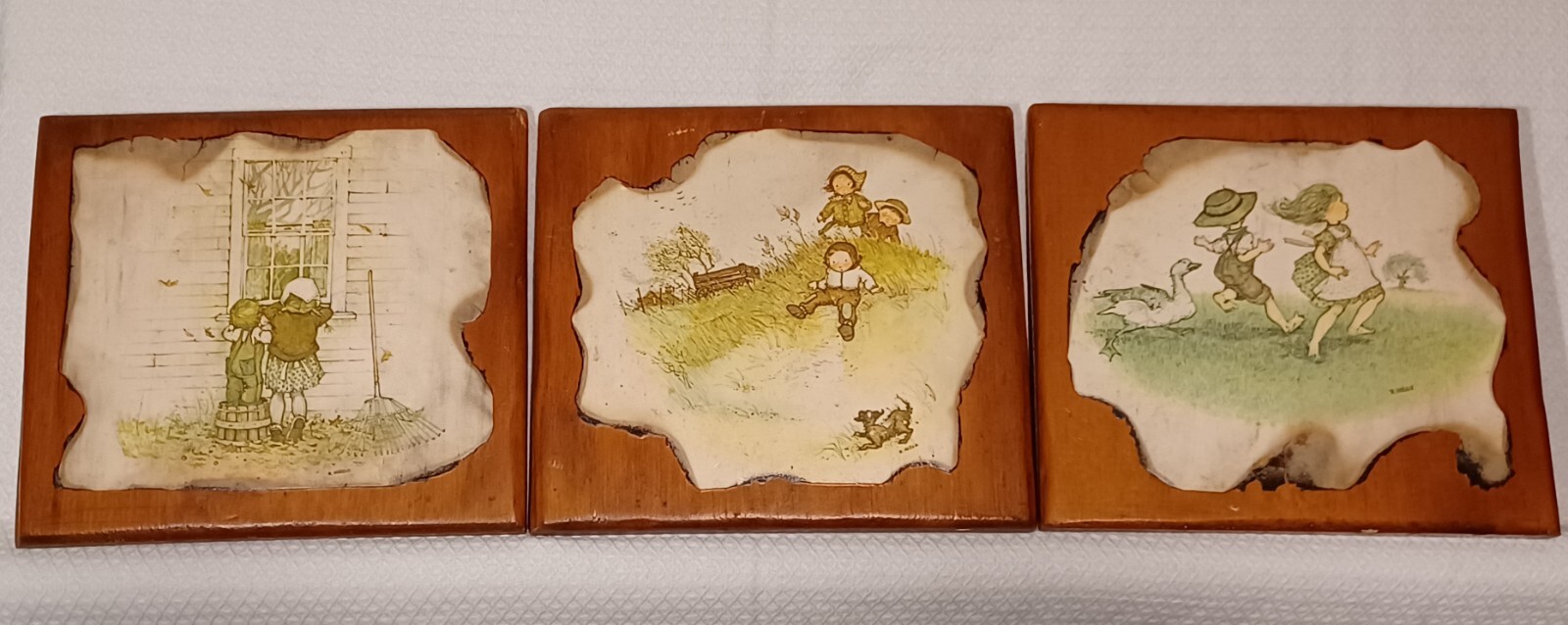Vtg~Antiq  Hobbie (Holly) Set/3  Wood Hanging Wall Plaques Kids Farm Field    -Q