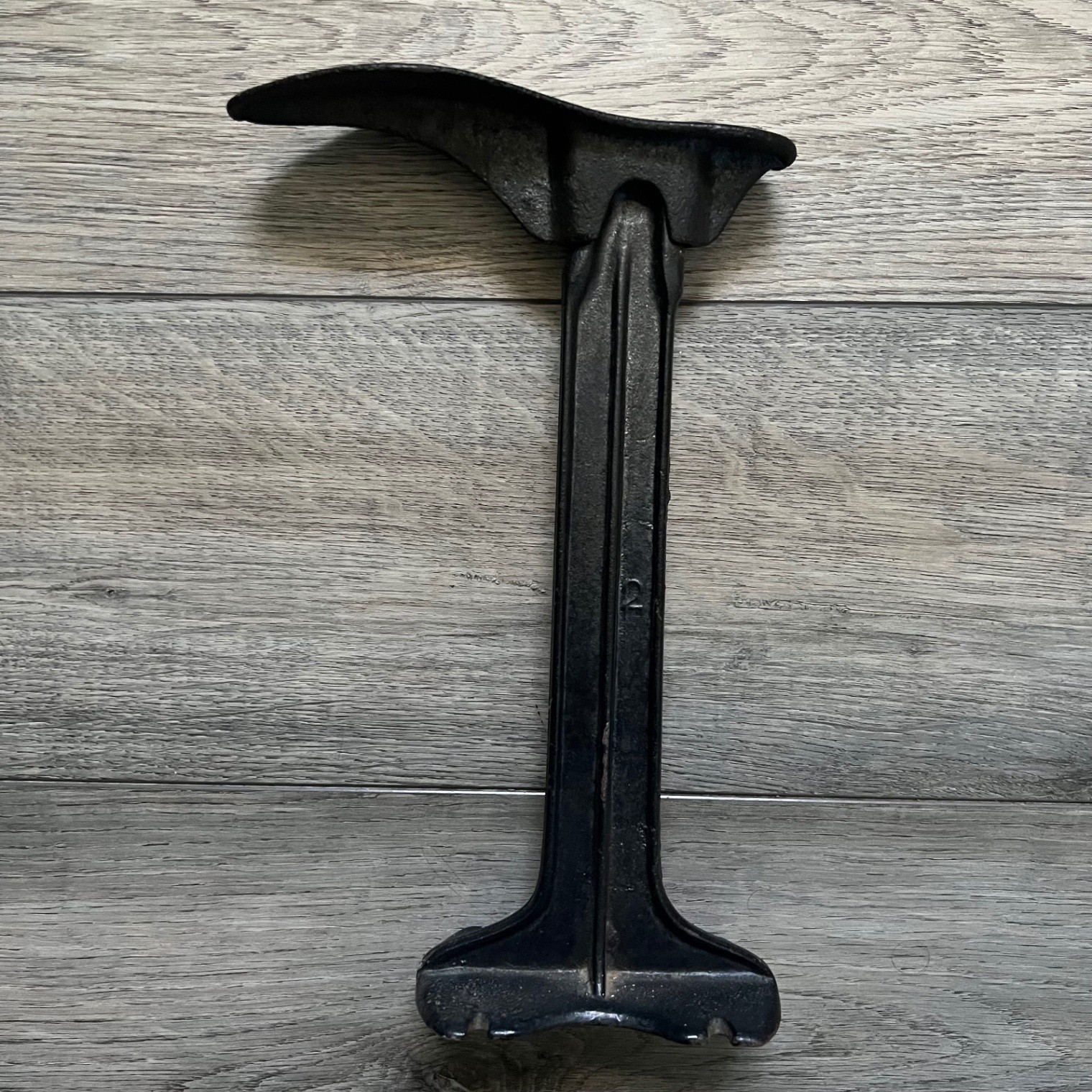 Vintage Cast Iron Cobbler Shoe Anvil Repair Stand Last Black Tool 12\
