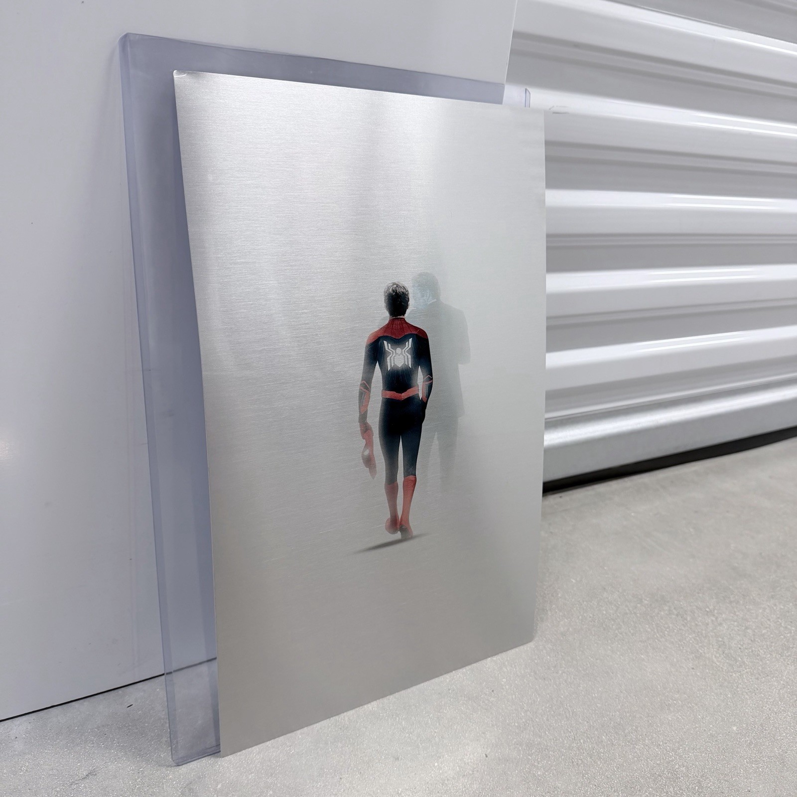 SPIDER-MAN Far From Home BOSSLOGIC 11X17 METAL Art Print w/Top Loader SUPER RARE