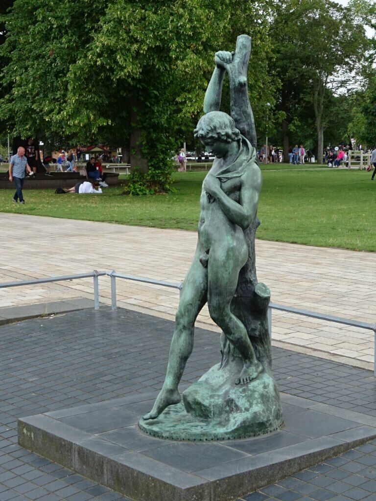 Photo 6x4 Statue of Hermaphroditus at Bancroft Garden Originally sculpted c2019