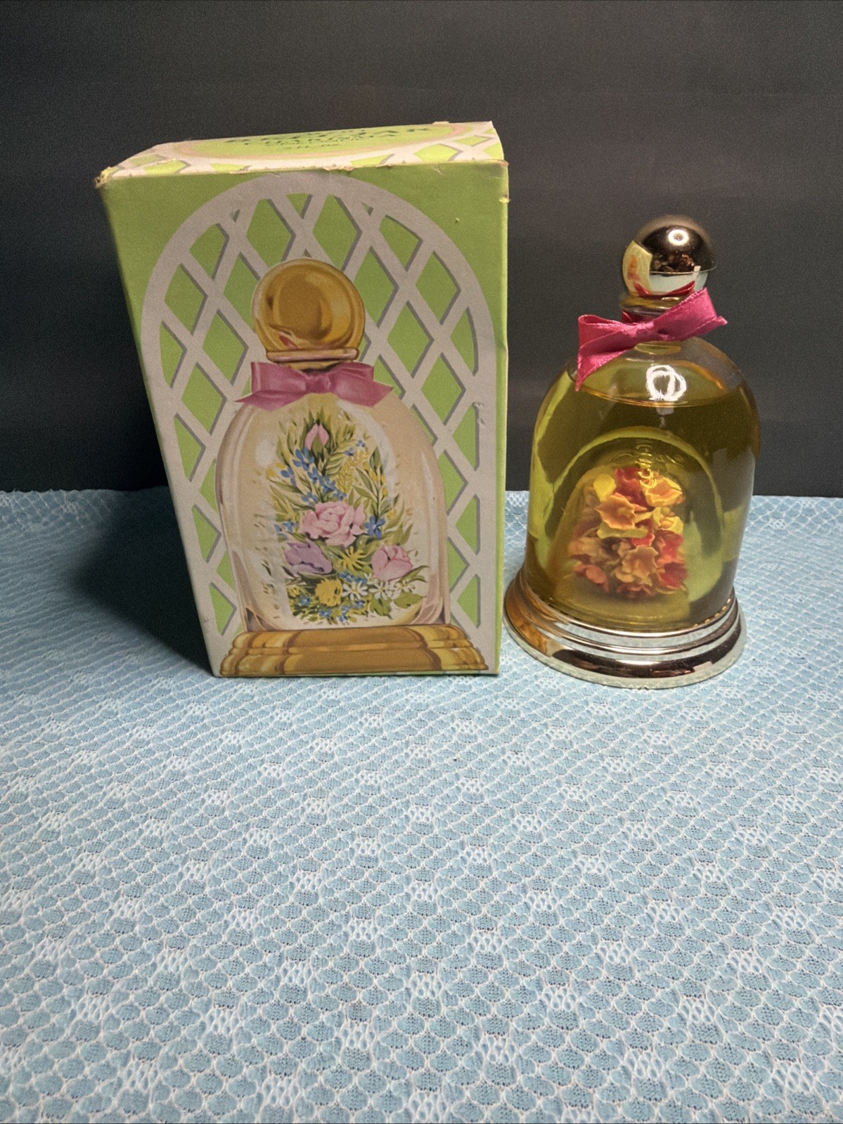 Vintage Avon 1973 Bell Jar Floral Bottle Cologne Full 5 Fl Oz-