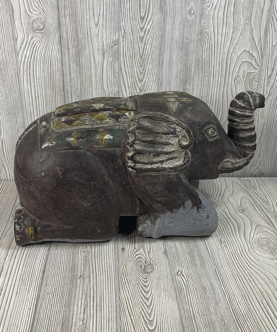VTG Hand Carved Wood Elephant Statue 20”x8\