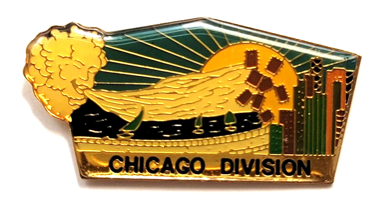 VTG USPS Chicago Division Enamel Pin Blowing Cloud Boats Skyline Windy City