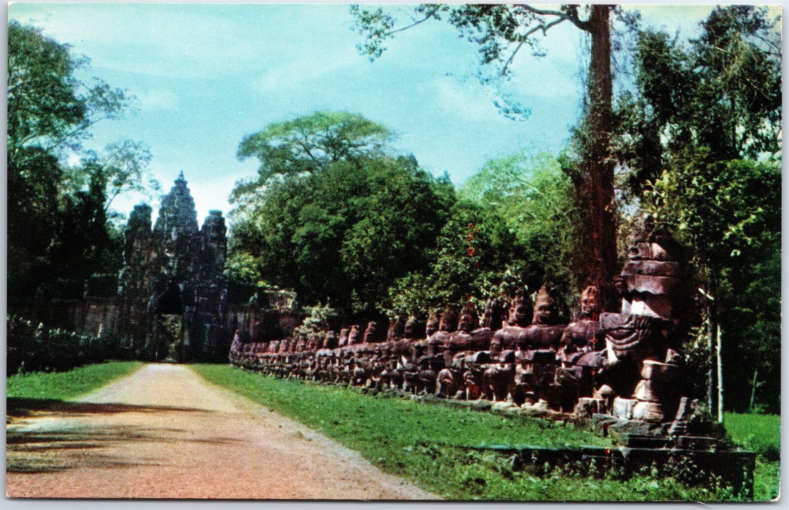 VINTAGE POSTCARD CAUSEWAY TO THE GATE OF VICTORY AT ANGKOR WAT CAMBODIA 1960s
