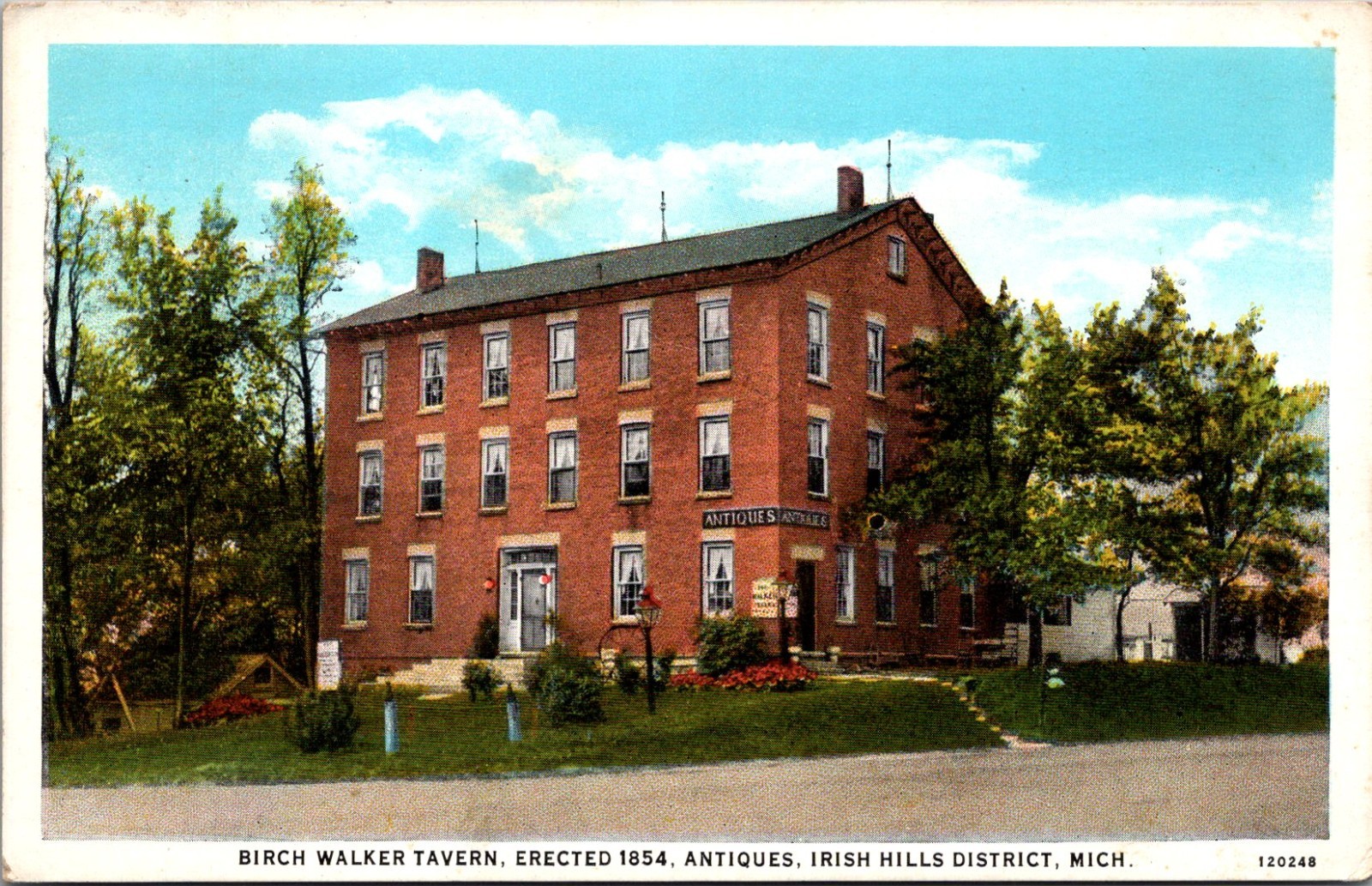 Birch Walker Tavern Irish Hills District MI Vintage Postcard TP14-2