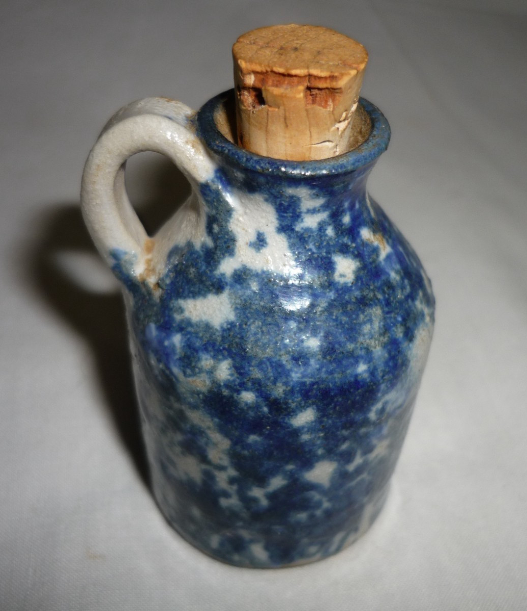 Vtg Spongeware Blue stoneware Jug Miniature Dollhouse 2.25\