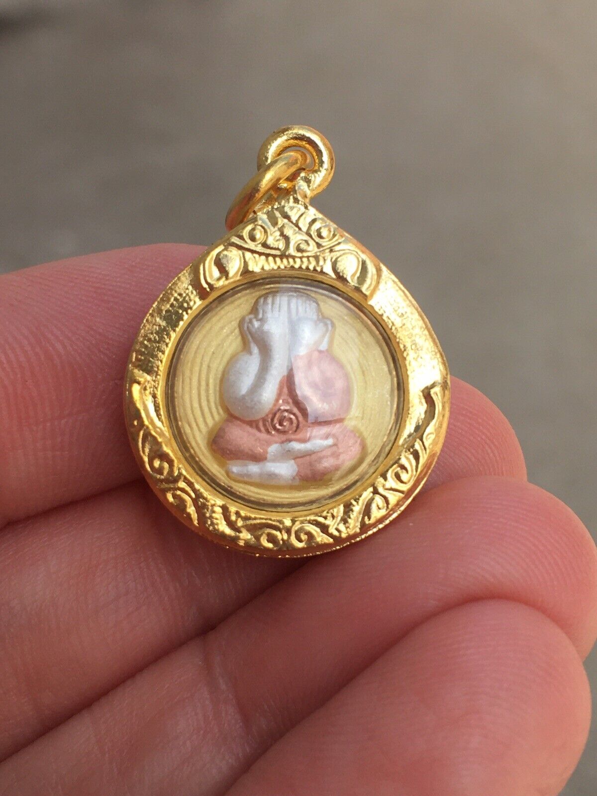Gorgeous Mini Phra Pidta Maha-Larb Amulet Talisman Charm Love Luck Protection
