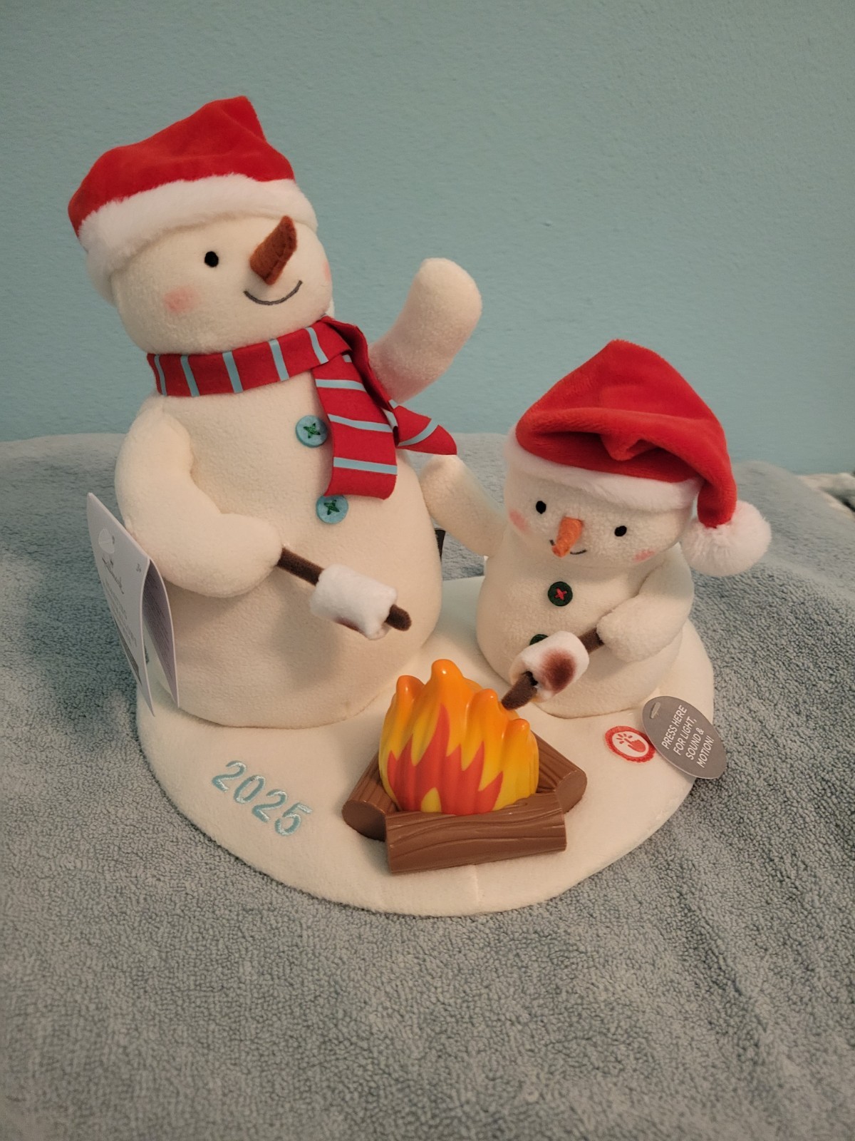 2025 Hallmark Roasting Marshmallows Snowmen Jingle Pals Animated Plush New HTF 2025 Hallmark Roasting Marshmallows Snowmen Jingle Pals Animated Plush New HTF