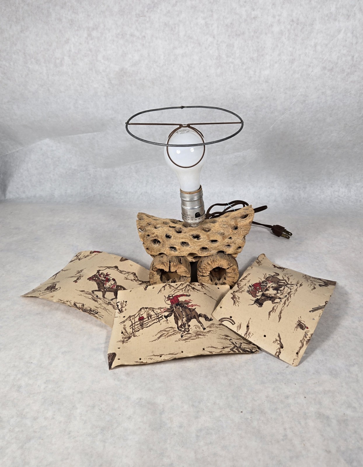 Vintage 1940\'S Cholla Cactus Skeleton Wood Wagon Lamp & Shade WORKS See Photos 