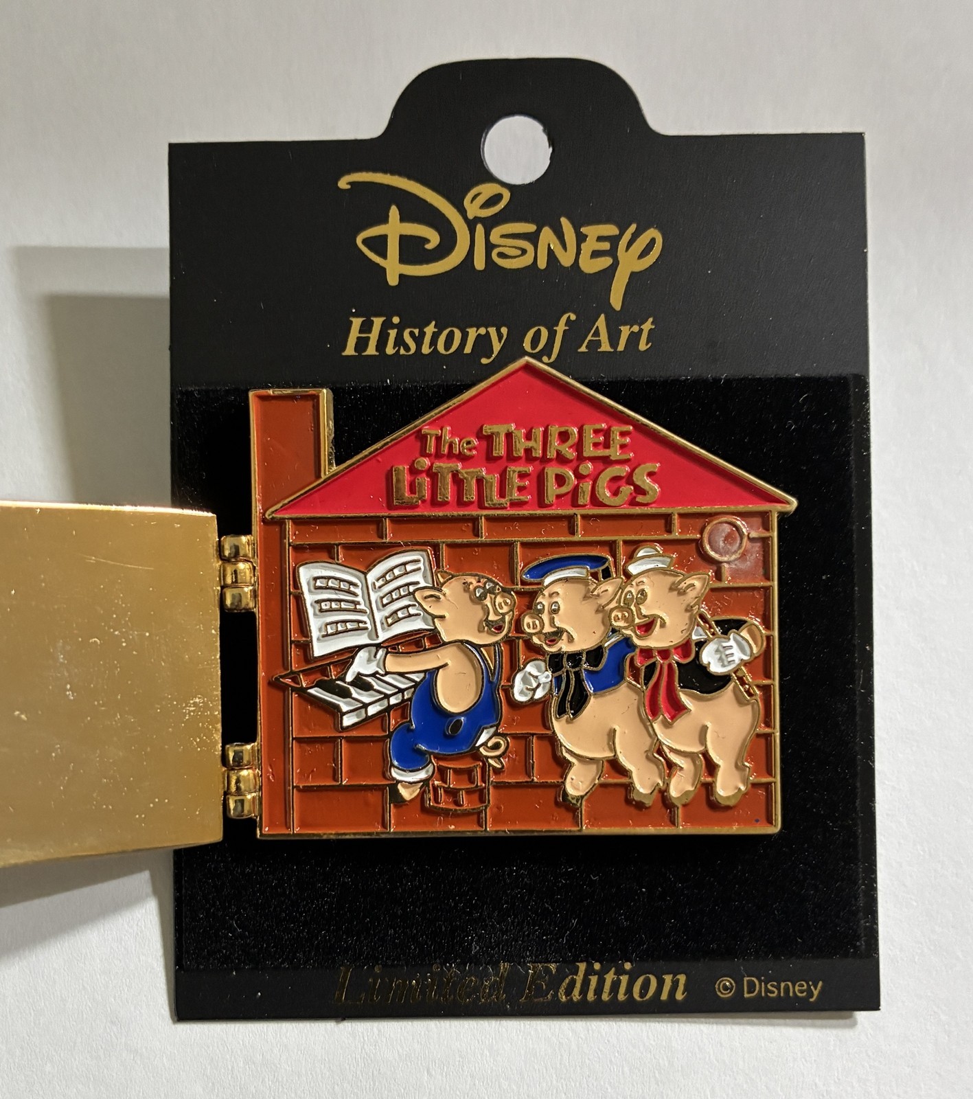 THREE LITTLE PIGS Hinged Pin 2002 Disney Store Japan Limited Edition of 2,900