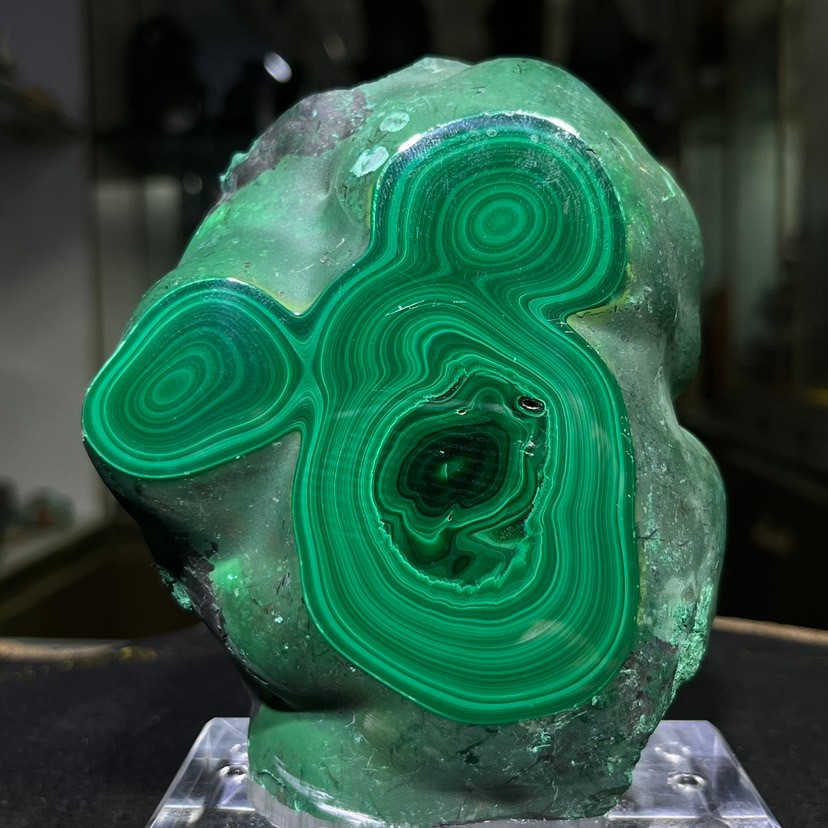 3.4LB Natural peacocks, quartz crystal mineral specimens, spiritual healing+base