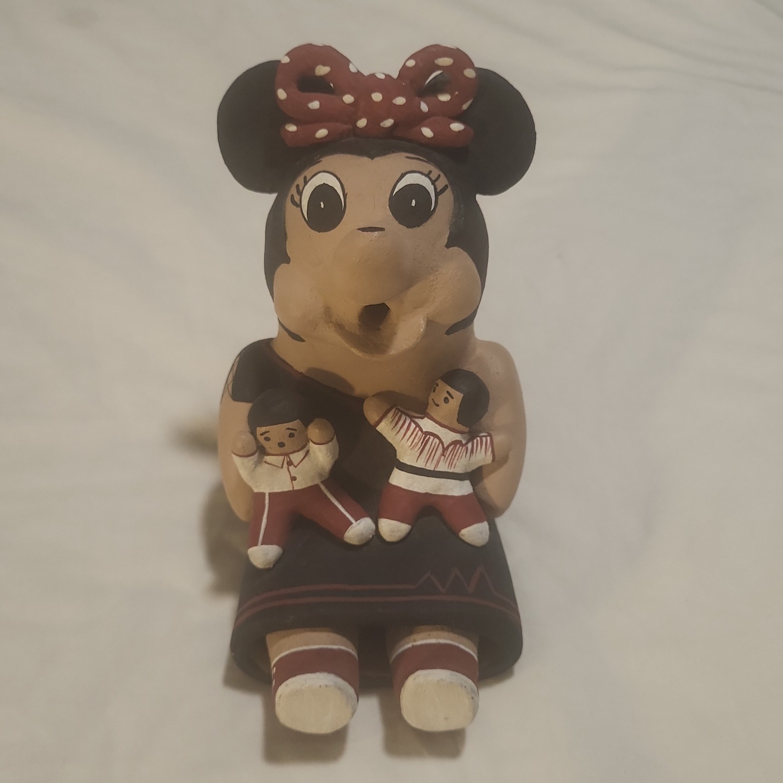 Minnie Mouse Cochiti Pueblo Native American Storyteller 5.5\