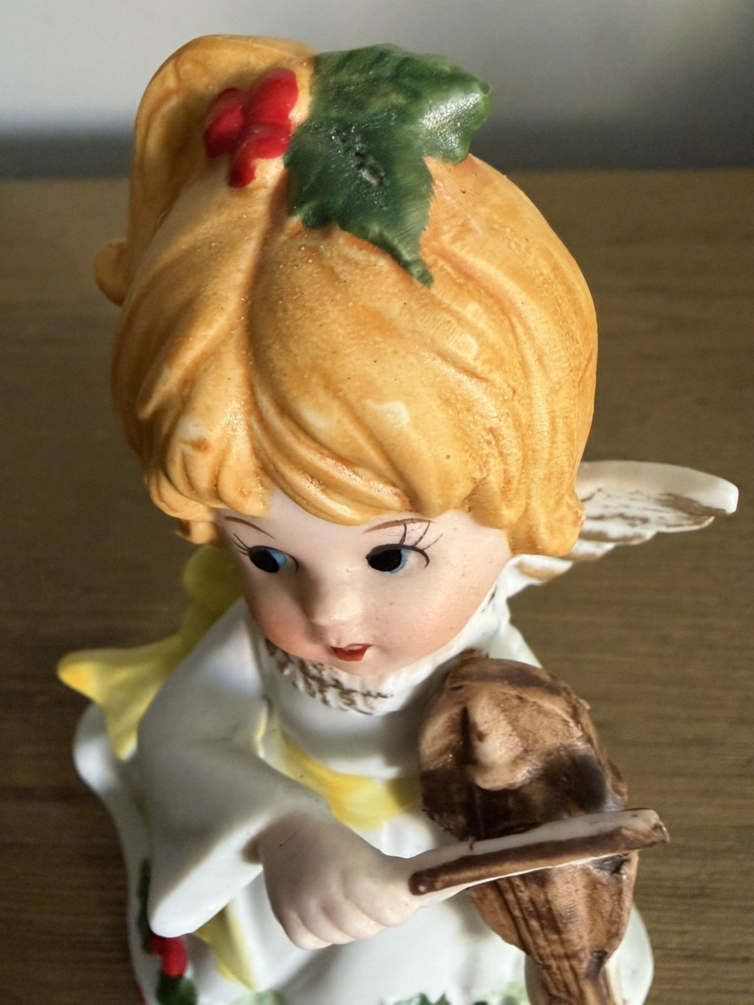 Vintage Homco Christmas Angel Playing Violin Ceramic Figurine #5551 Vintage Homco Christmas Angel Playing Violin Ceramic Figurine #5551