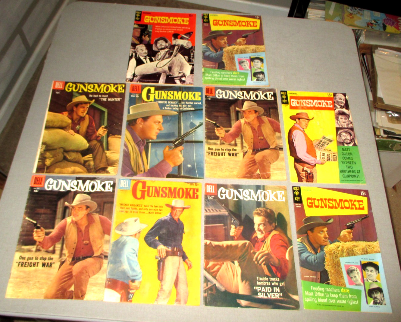 1950-1960-DELL GUNSMOKE TV SHOW COMIC BOOK 10 ISSUE LOT-SILVERAGE  PHOTO COVERS