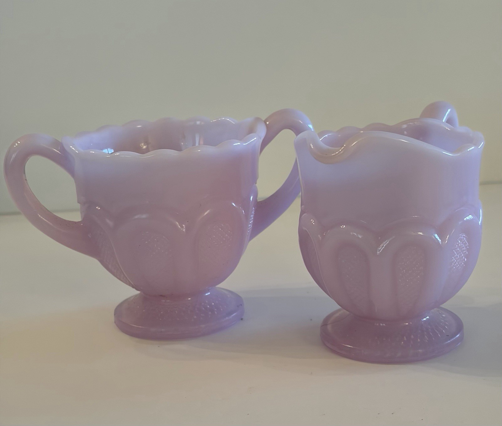 BOYD GLASS CREAM & SUGAR/B IN DIAMOND Light PURPLE Opalescent/RARE/3” Height
