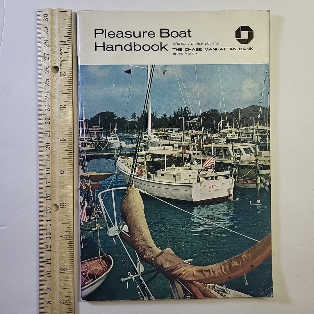 Vintage 1969 Pleasure Boat Handbook From The Chase Manhattan Bank 32 Pages
