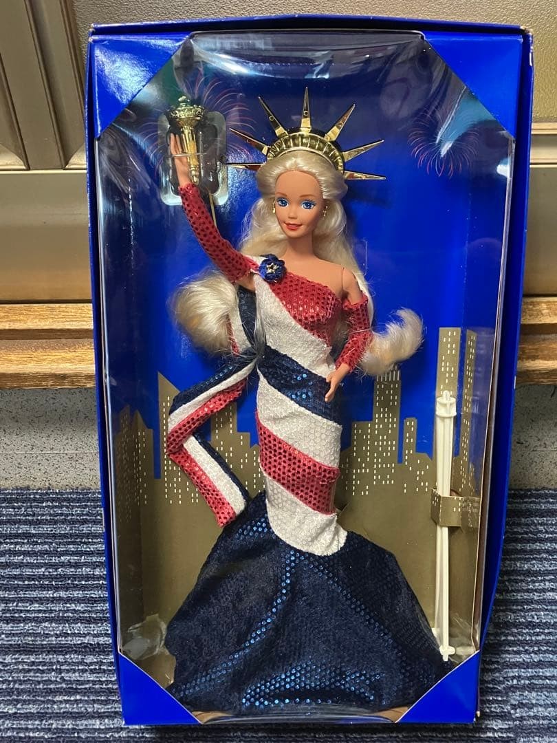 1995 Vintage Barbie Statue of Liberty Doll FAO Schwarz 90s
