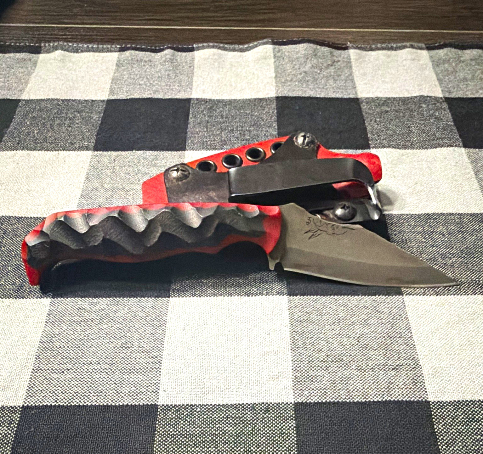 Half Face Blades - Custom EDC black over red G10 , carbon fiber pins.