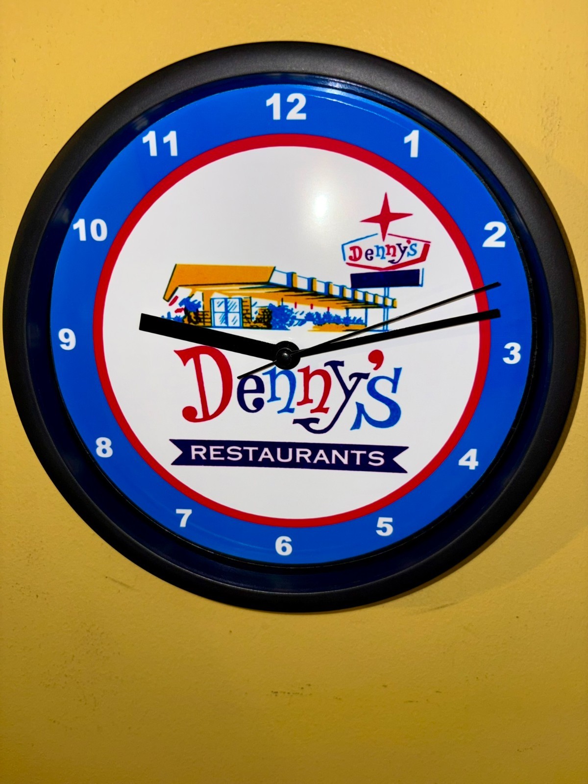 Denny\'s Breakfast Diner Restaurant Kitchen Man Cave Advertising Clock Sign
