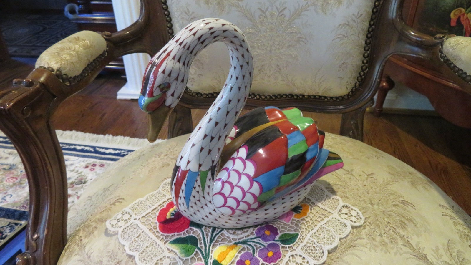 Vintage 1970s Holloháza Hungary Porcelain Fishnet Swan Large