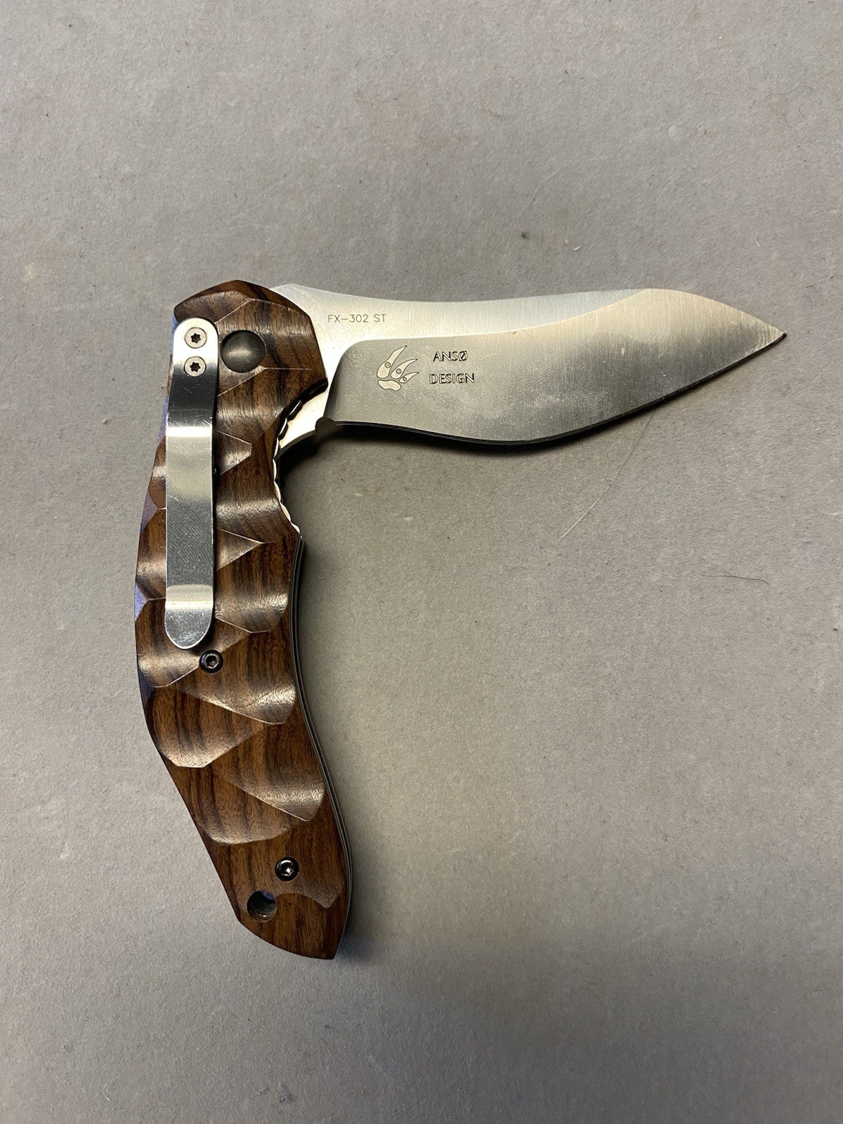 Fox Knives Jens Anso FX-302 St Santos Wood Flipper Liner Lock Knife