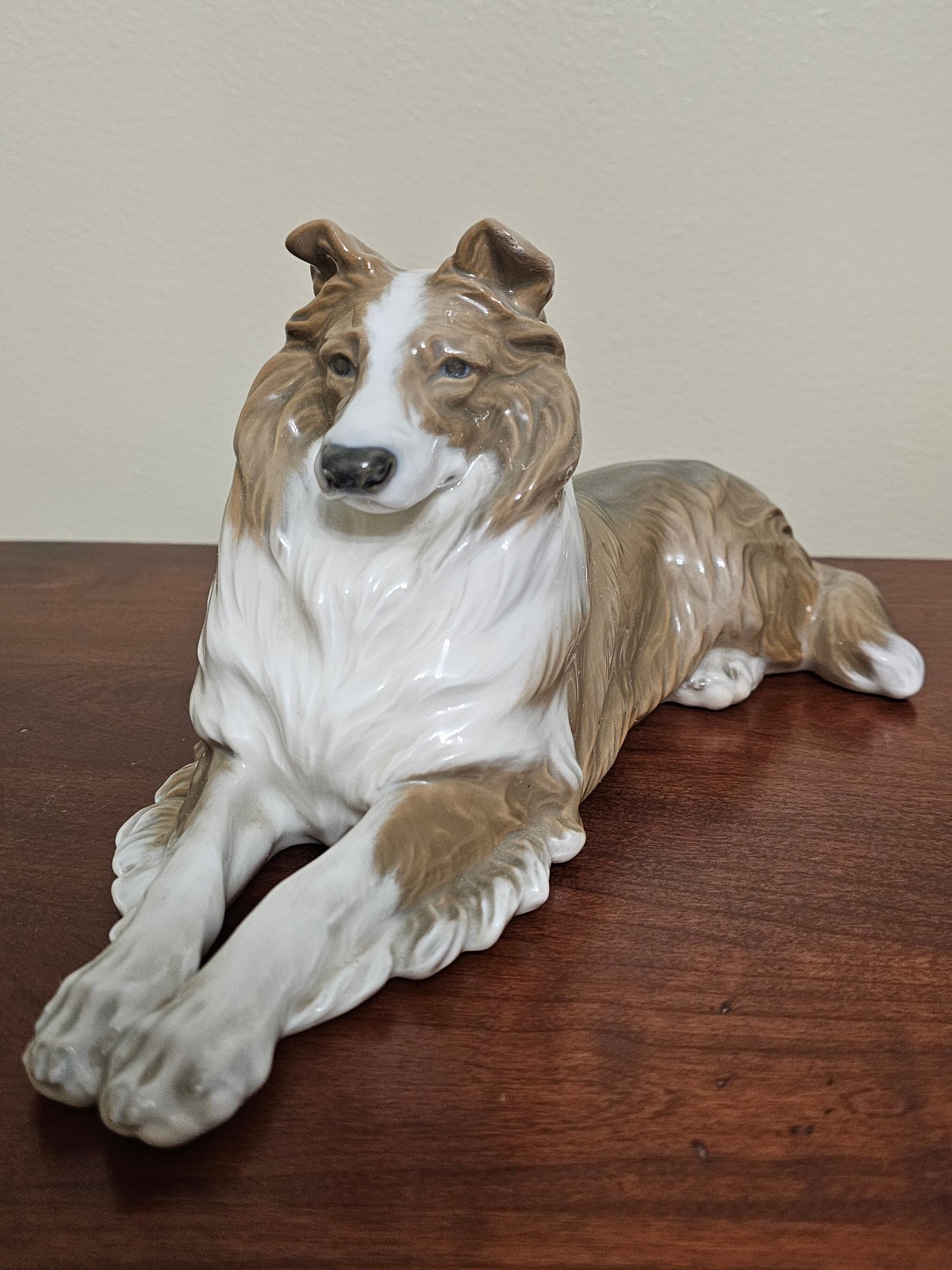 Vtg Royal Copenhagen Denmark Porcelain Collie Figurine #1701 NMX - 11 in long Vtg Royal Copenhagen Denmark Porcelain Collie Figurine #1701 NMX - 11 in long